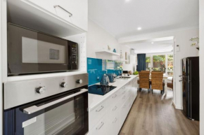 Batehaven Breeze, Sunshine Bay